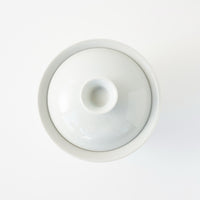 影青 青白釉蓋碗 南宋時代 景徳鎮 古玩 中国美術 唐物 擺件 611b 靓宝格- 南宋湖田窑影青釉划花婴戏碗