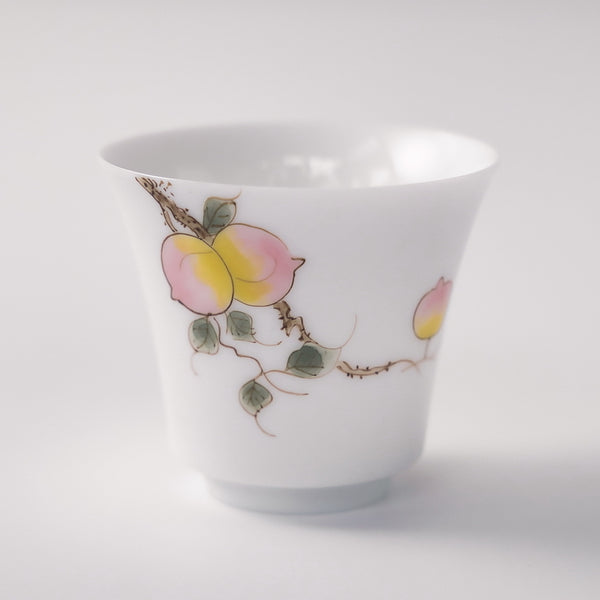 【OUTLET ランク3★★★】【外観に難ありのため特別価格】飲杯 高白玉瓷 寿桃 35ml