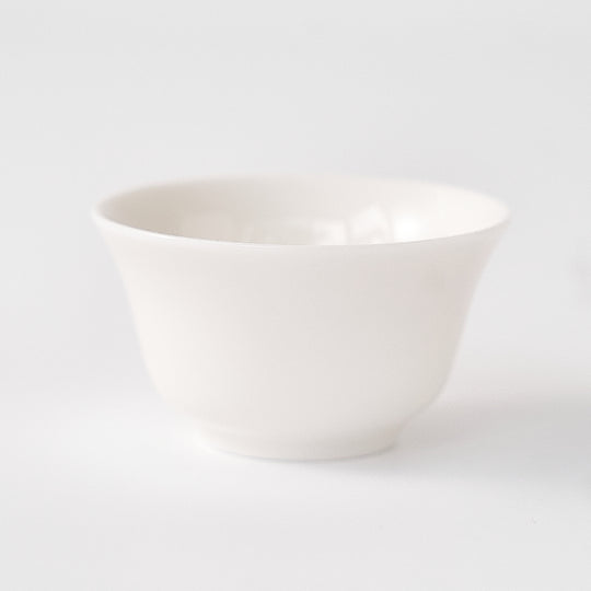 【OUTLETランク3★★★】【外観に難ありのため特別価格】 飲杯 牙白 30ml