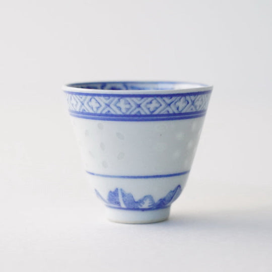 【OUTLETランク5★★★★★】【在庫限りの特別価格】景徳鎮 青花 玲瓏 小飲杯 25ml